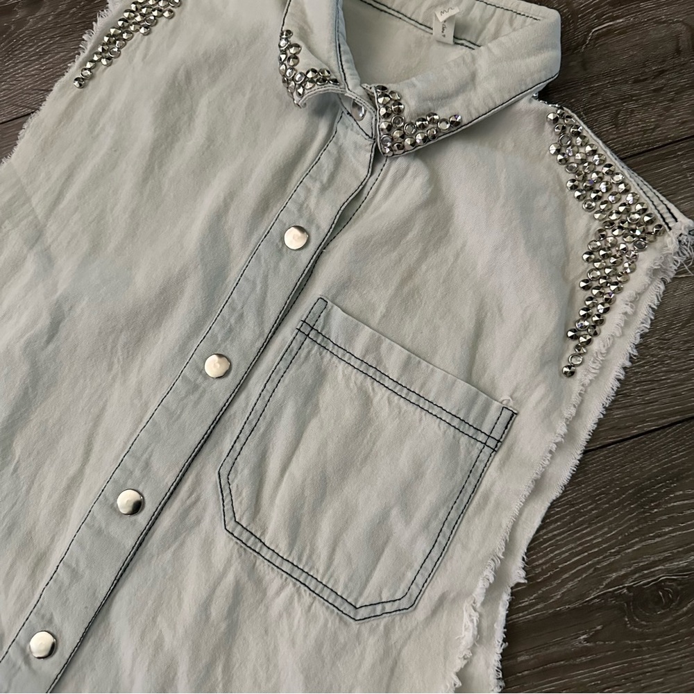 SPELL Lost in Vegas chambray denim button down - Picture 5 of 7